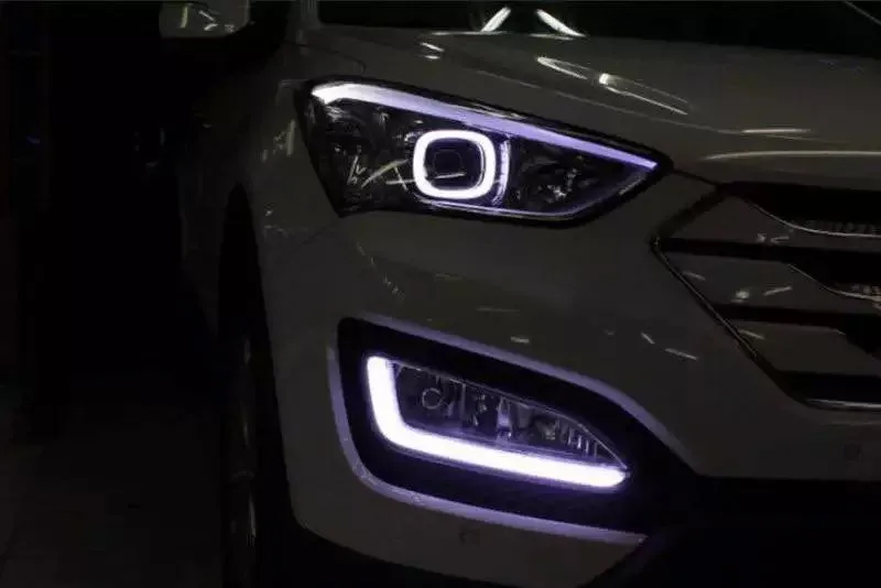 Светодиодный дневные ходовые огни дневного света для hyundai IX45 нового santa fe 2013-15, Путеводный свет дизайн, чистый белый, с желтым Включите свет