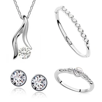 Женский ювелирный комплект из колье серёг кольца и браслета|jewelry set silver|plated