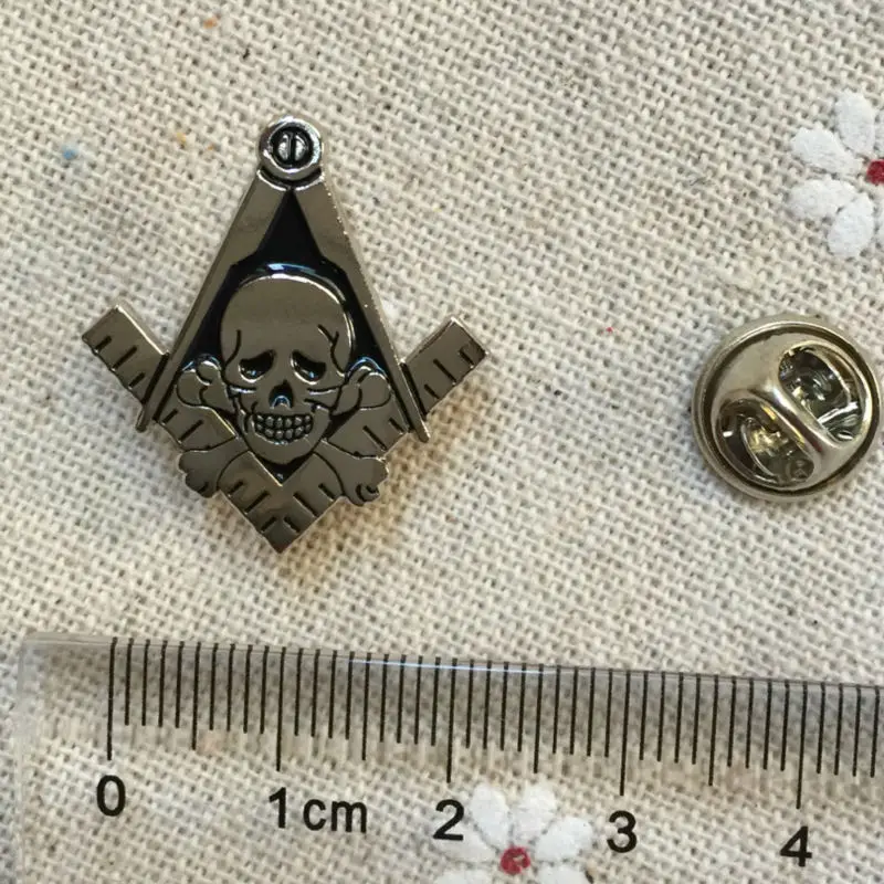 УГОЛЬНИК и циркуль нагрудные штыри вды сын свободные масоны скелетоны масонские