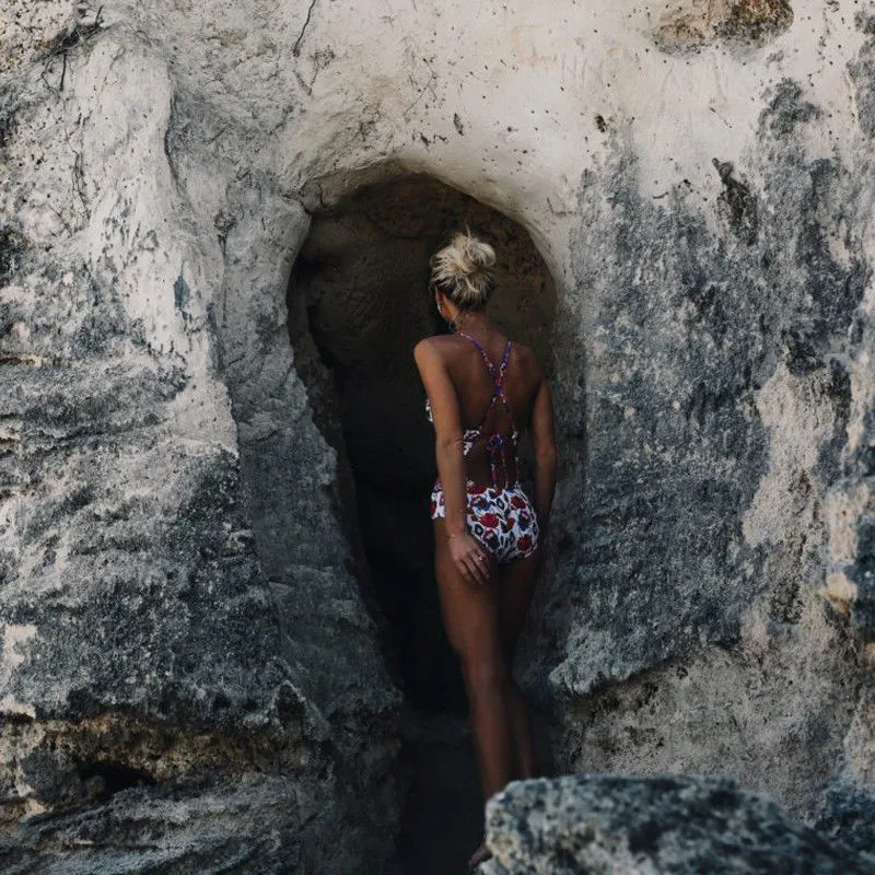 Новый сексуальный женский цельный купальник с глубоким v-образным вырезом летняя