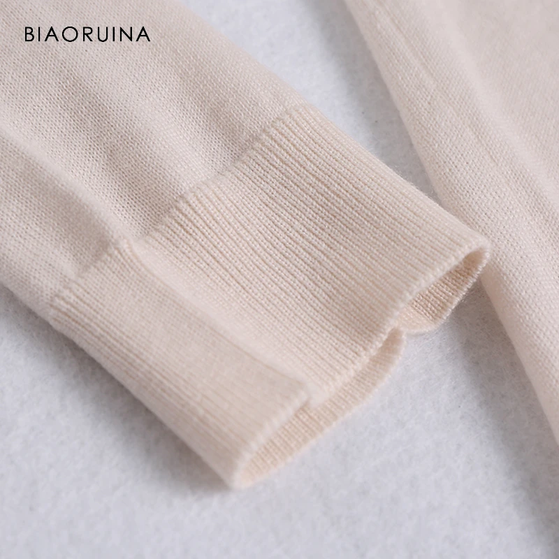 BIAORUINA Women Chic Merino Wool Thin Knitted Sweater Ddep V-neck Elegant Women's Solid Pullover Female Casual Sweaters | Женская