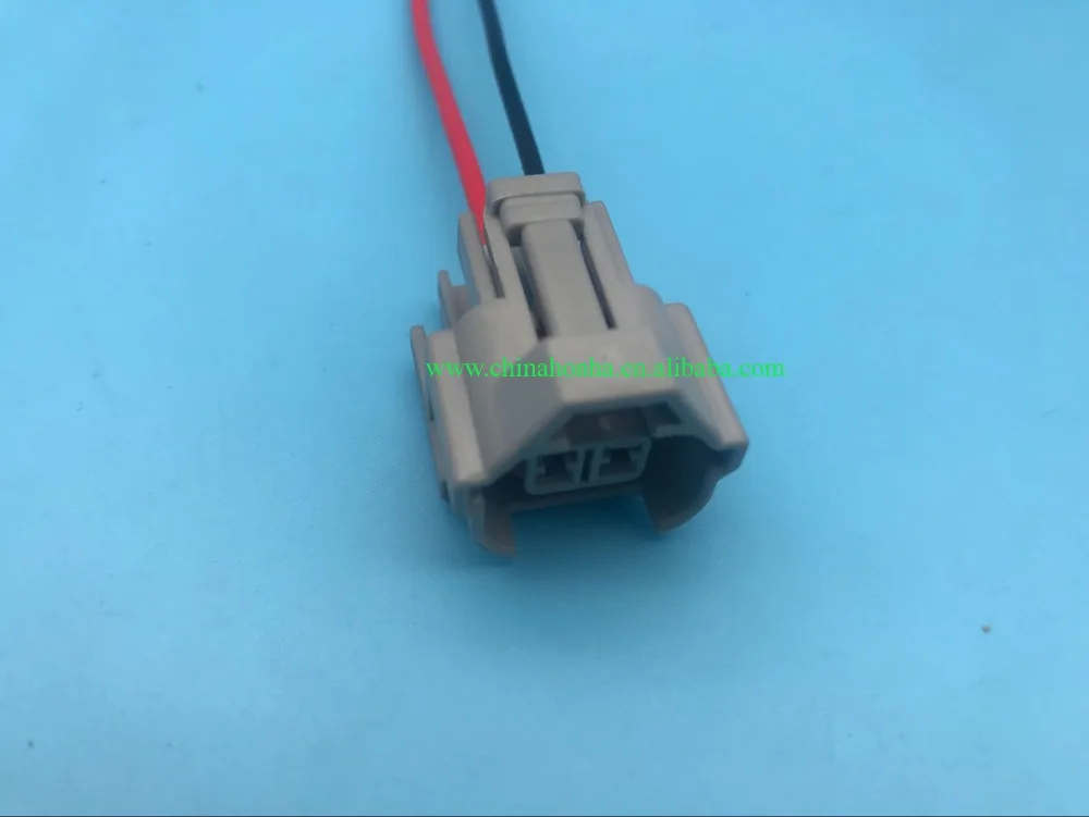 

2 Pin Top Slot Female Automotive Fuel Injector connector 6189-0060 For Toyota with wire or without wire