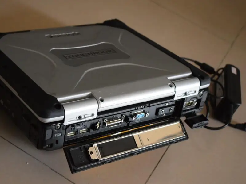 Автомобильный диагностический компьютер toughbook cf30 cf 30 ram 4g б/у с батареей для mb star c3