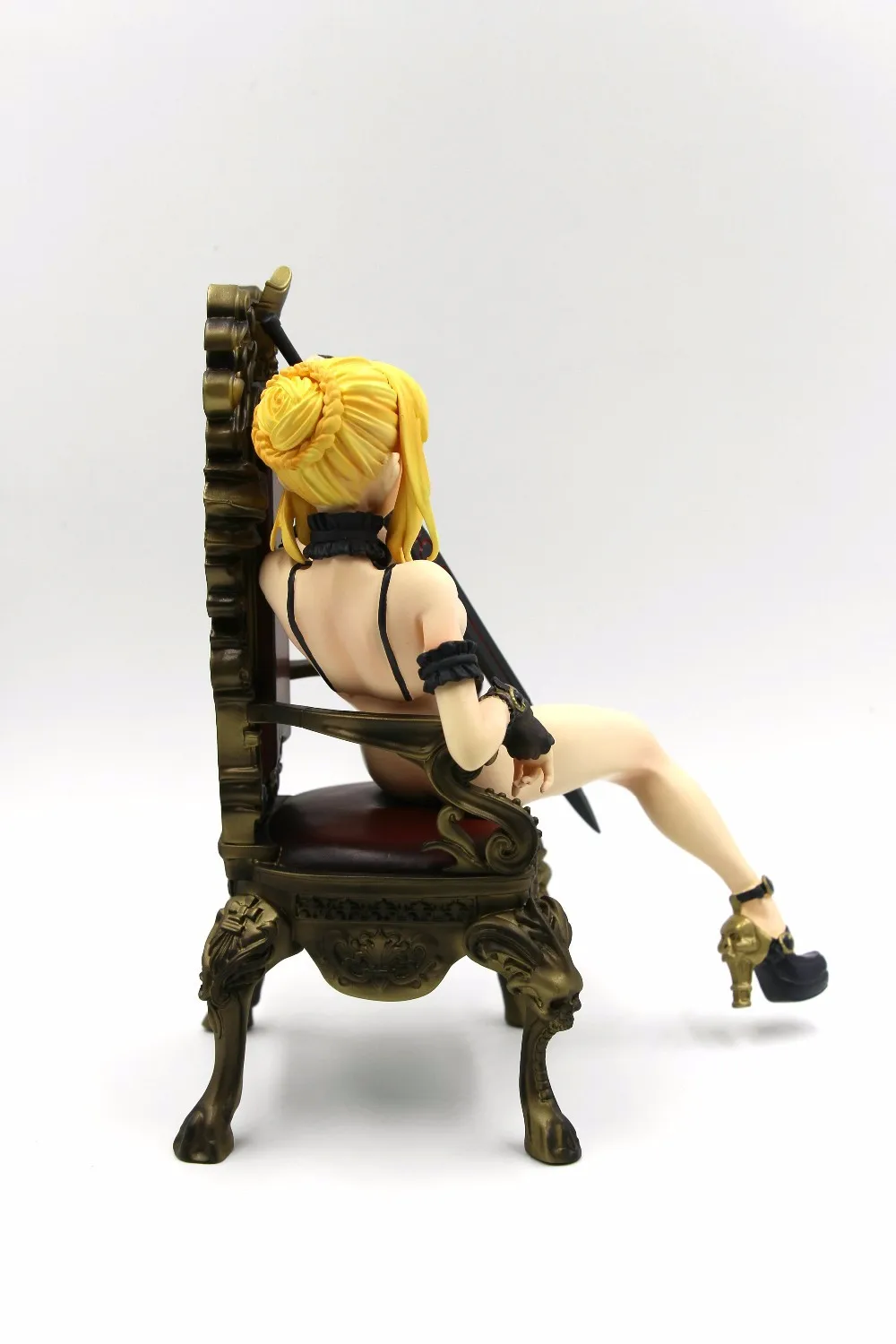 Японские Аниме экшн-фигурки сексуальная fate Saber skull Ver. Фигурка девушки из аниме