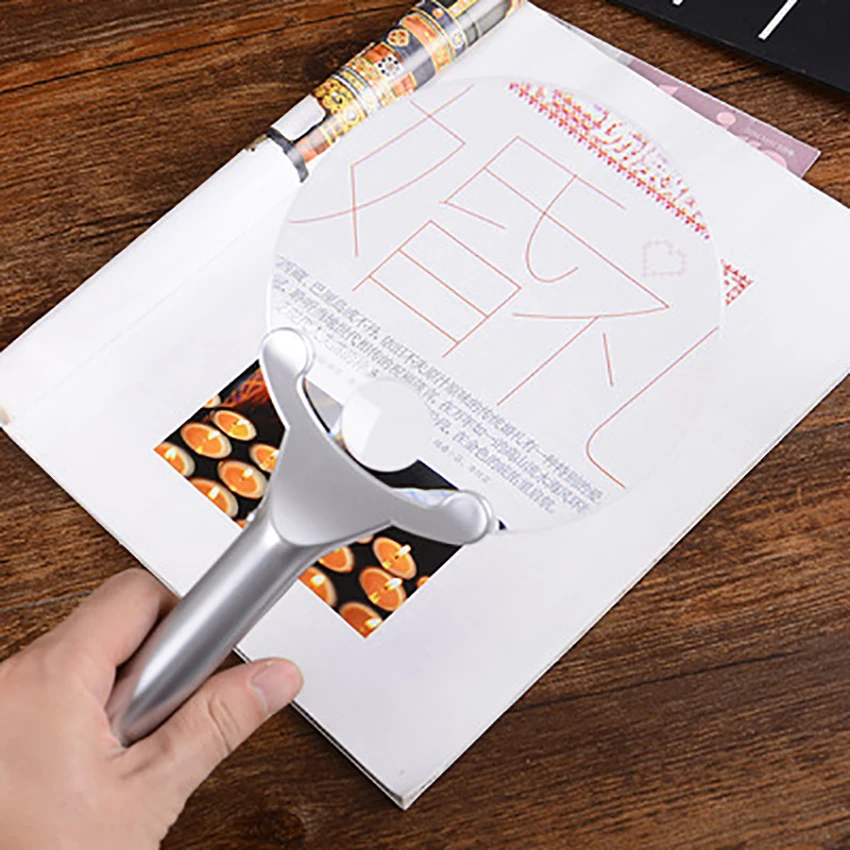 Ручной увеличительный фонарь для чтения без оправы 2 светодиодный диаметр 130 мм 2x6