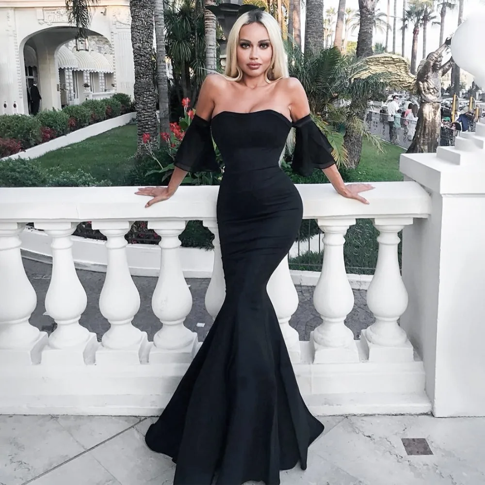 Женское платье с открытой спиной и вырезом лодочкой вечернее без рукавов для
