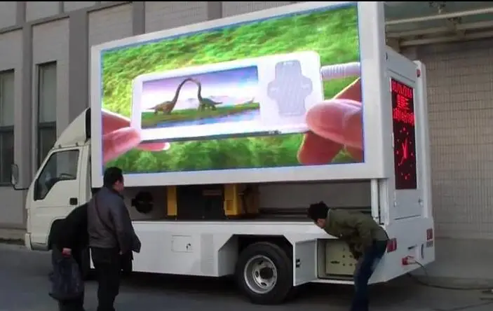 Изготовленный На Заказ мобильный СВЕТОДИОДНЫЙ знак на грузовик P5 наружный