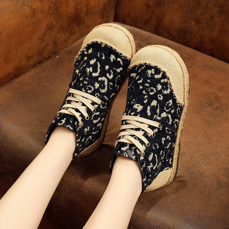 Fashion new leopard print women's shoes round head handmade straw thick-soled in the ancient style Hanfu women. | Обувь