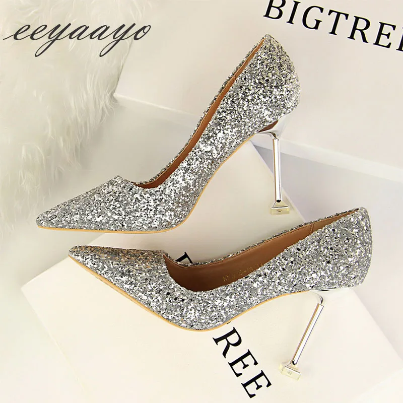 Женские свадебные туфли лодочки на высоком тонком каблуке с острым носком