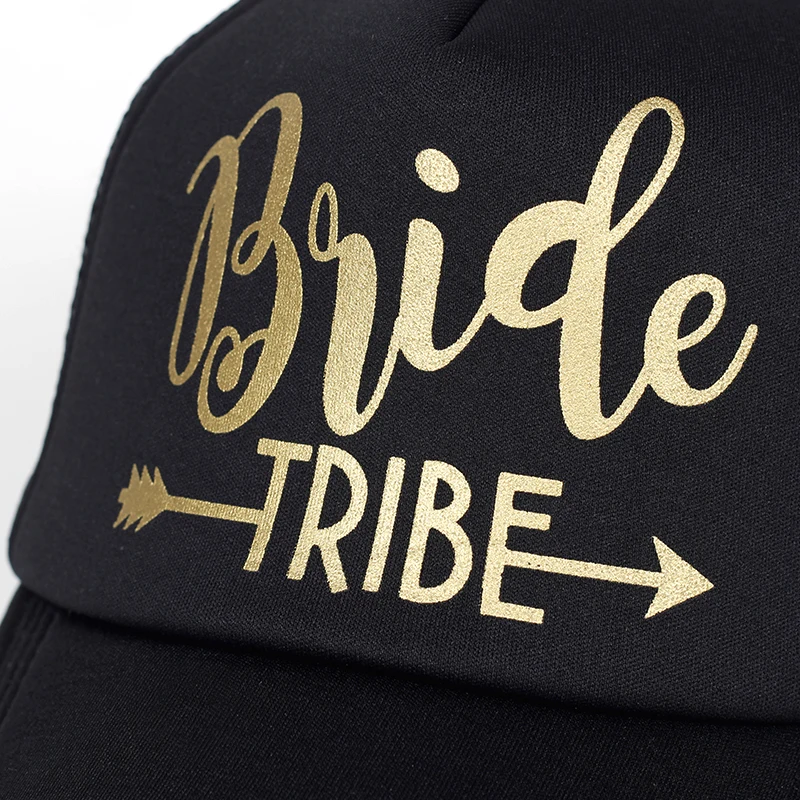 Надпись «Bride Tribe» девичник Snapback Кепка Дальнобойщика девичник золотыми буквами со стрелками, с надписью "bride to be" надпись «Bride Tribe» бейсбольные шапки