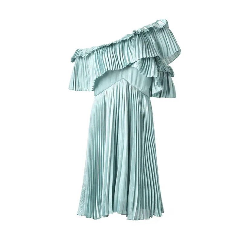 Женское плиссированное платье мятно-зеленого цвета облегающее с наклонными