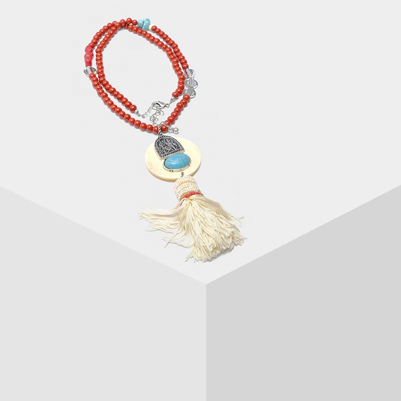 

Amorita boutique Vintage fashion pendant necklace