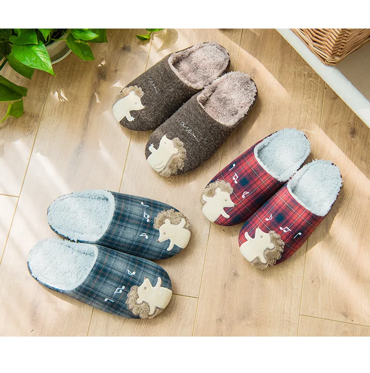 Женская обувь зимние домашние тапочки с милым рисунком ежика мягкие теплые для