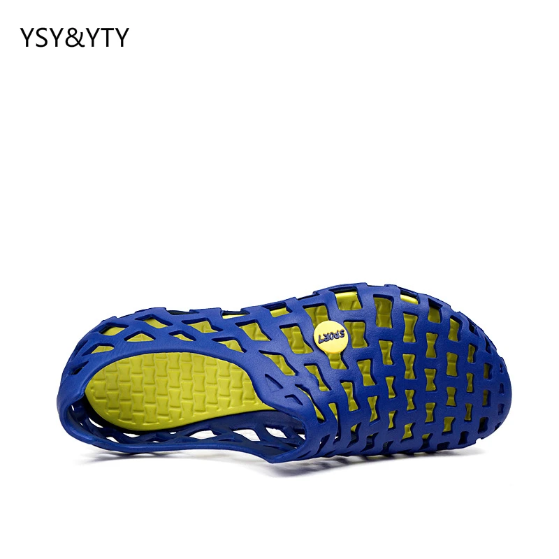 Женские сандалии с перфорацией дышащие босоножки большого размера для дома и