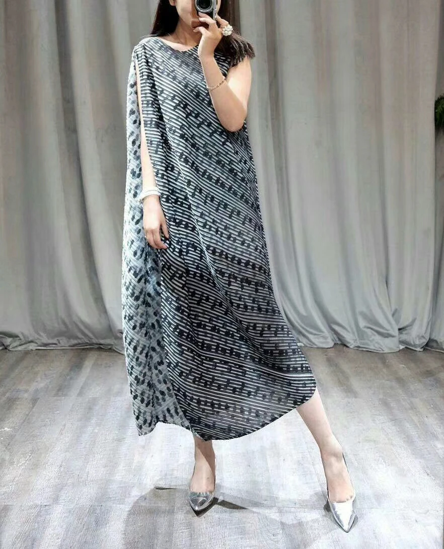 Miyake fold Matt без рукавов Мода slash шеи градиент асимметрия платье доступно
