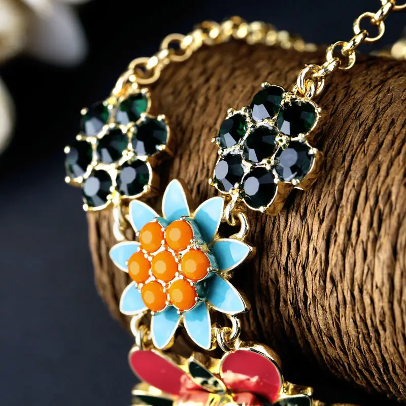 Получения информации об оптовой цене в винтажном стиле Стиль элегантный красный