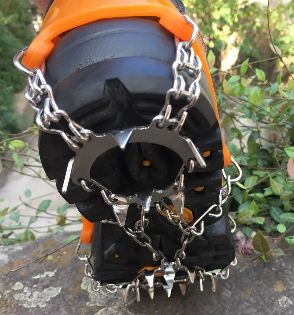 18 зубов ледяным скалам! Спайк для Нескользящие тапочки на нескользящей подошве Нескользящие бахилы снег, лед, шипы бутсы ручки альпинистская обувь ботинки