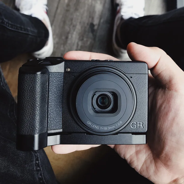 

Aluminum Hand Grip Quick Release L Plate Bracket For RICOH GR 3 GR III GR3X With Leather Sticker GR3