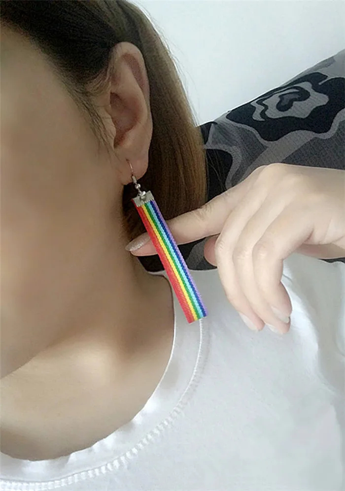 Стильные разноцветные колье ожерелье на резинке цепочка с кулоном для Для женщин лесбиянок Би гордость Простые Ювелирные изделия вечерние подарок