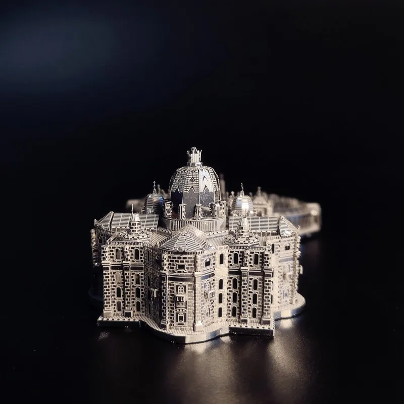 3D-пазл NANYUAN B32202 1:1000 3 листа металлическая Сборная модель в стиле базилики