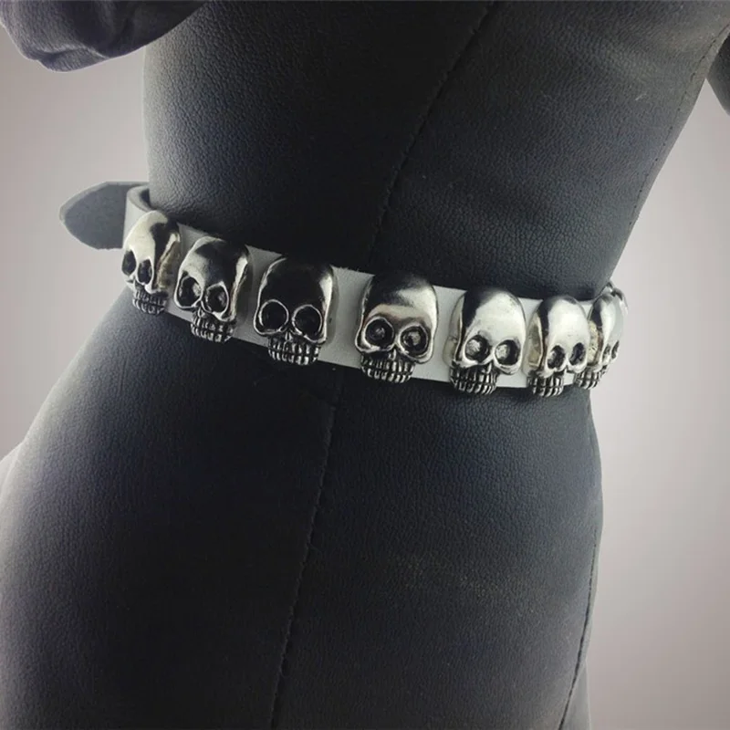 Череп Шипованный ошейник для собак из искусственной кожи Регулируемый кошек