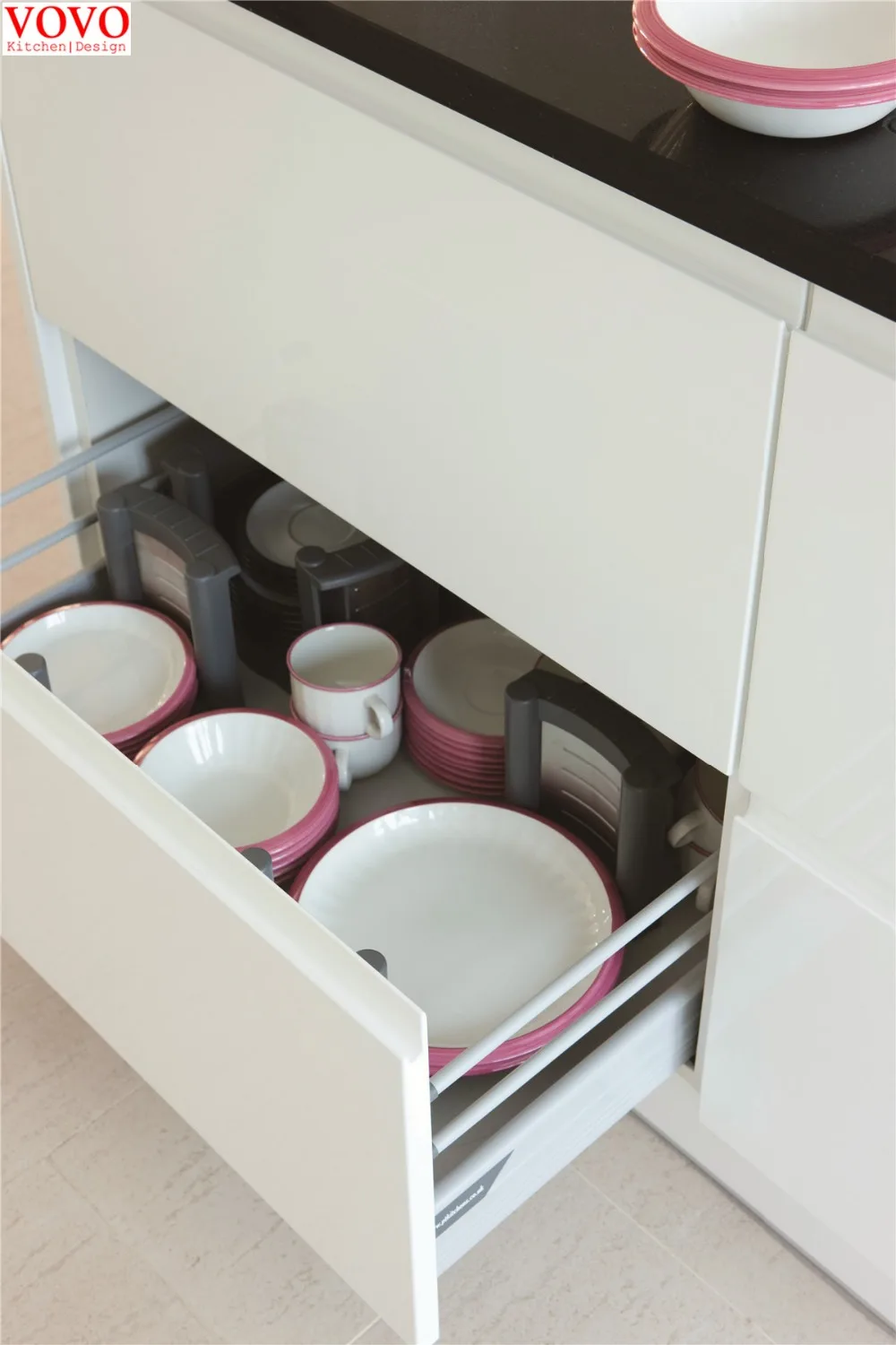 Кухонный шкаф без рук | Обустройство дома