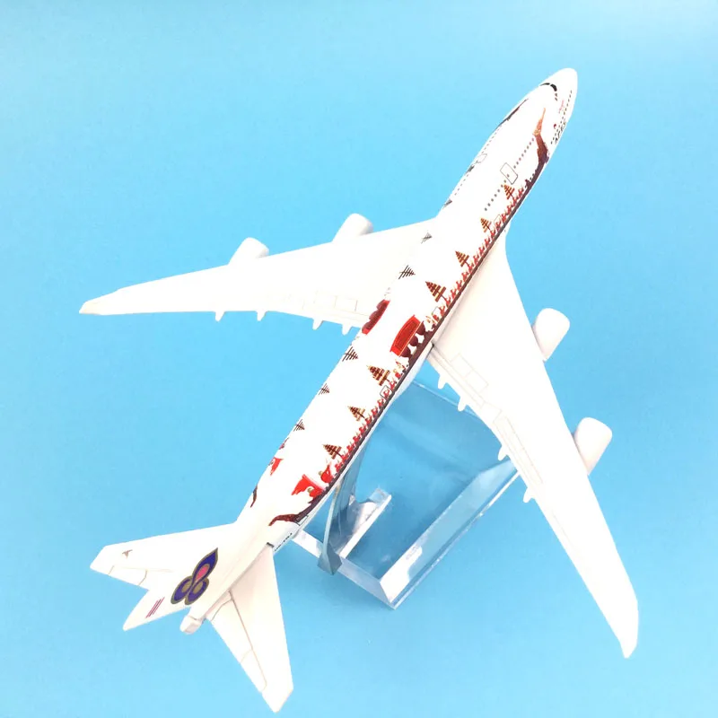 Авиакомпании Боинг 747 тайская королевская барга модель самолета имитация 16 см