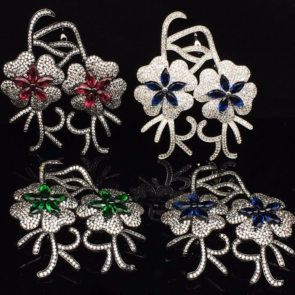 

4 color micro zircon double flower plants 4 leaf grass found classic pendant in the shape of a popular pendant jewelry