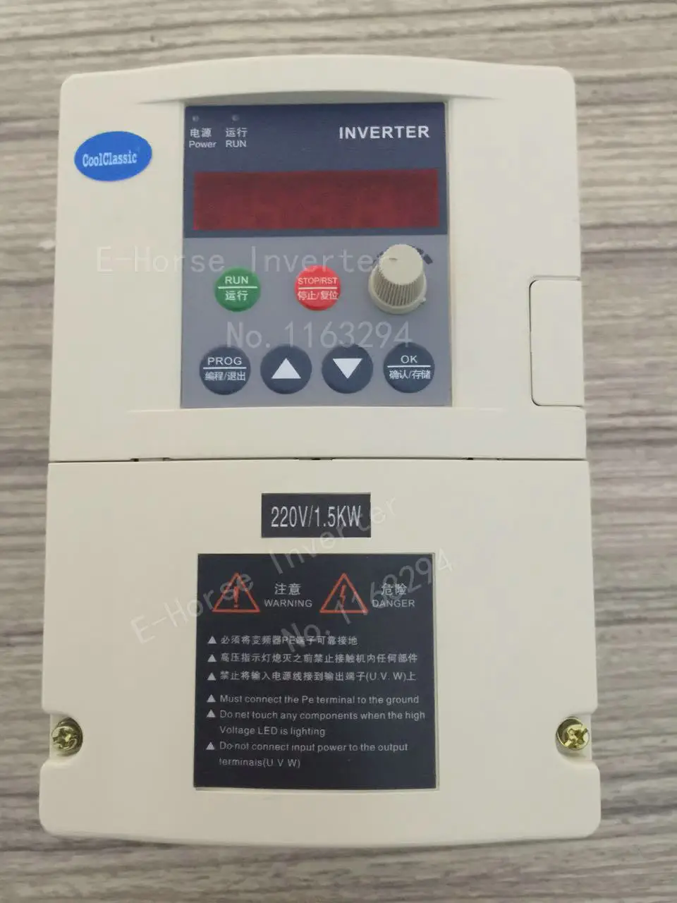 

Frequency Converter ZW-S2-2T/1T 1.5KW VFD Frequency Inverter single-phase Input 220v 3-phase output motor with control line