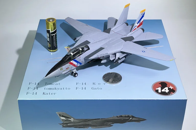 WLTK 1/100 масштаб военная модель игрушки F-1" Tomcat" Истребитель VF-2 охотники за головами литой металлический самолет модель игрушки для сбора, подарок
