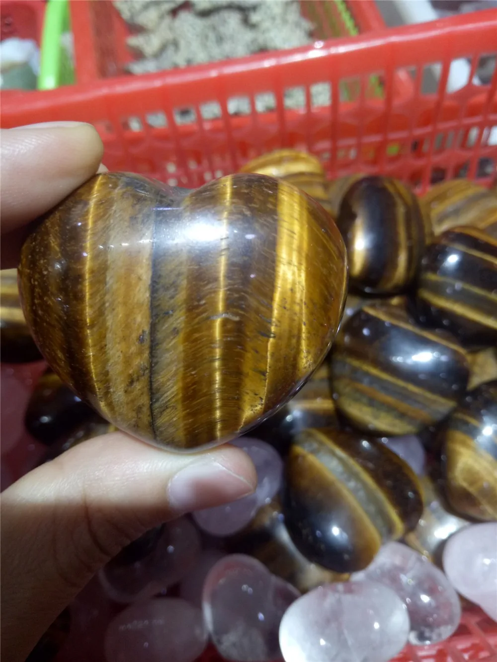 

1 шт. Прямая поставка великолепный натуральный тигровый глаз кристалл сердце рейки лечебные минералы для медитации