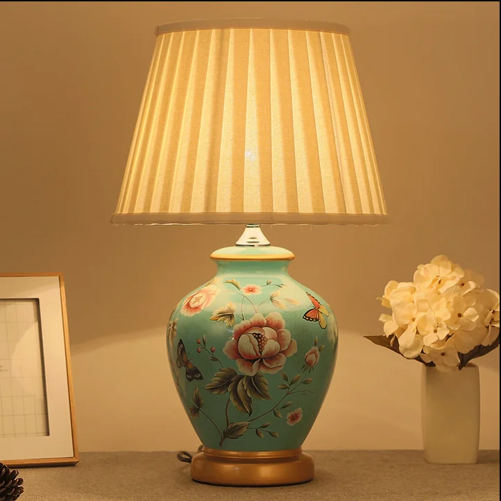 Китайские сельские синие цветочные и бабочки Керамические настольные лампы