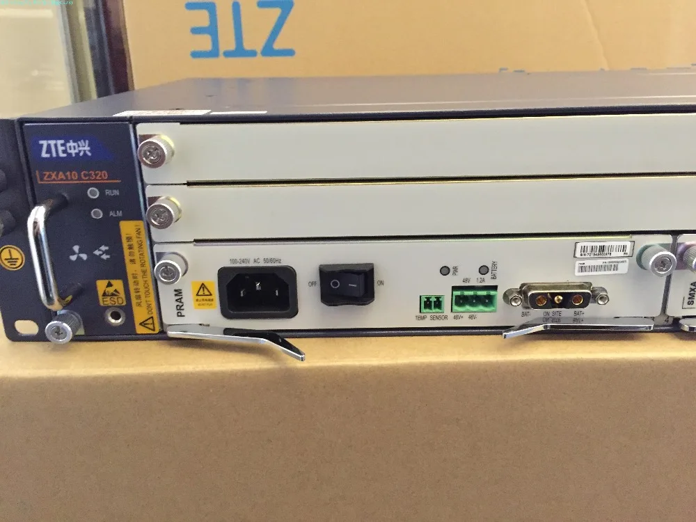ZTE ZXA10 C320 OLT входит в комплект 10GE плата управления SMXA A31 и PRAM AC поддержка GTGO GTGH GTTO ETGO