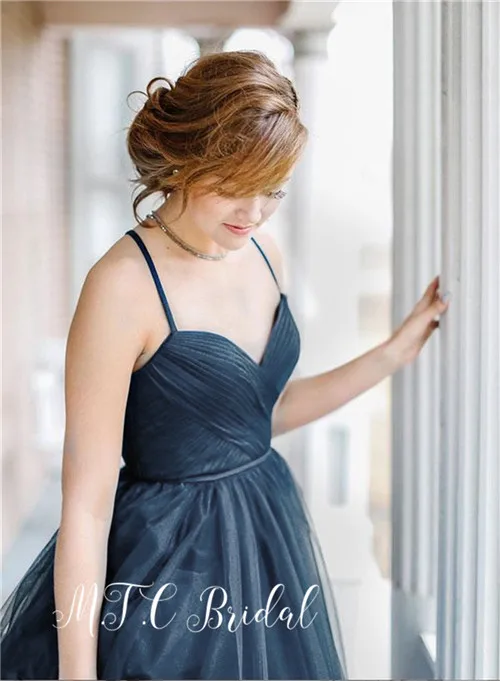 

Navy Blue Pleat Tulle Evening Dress Long Sweetheart Spaghetti Strap A Line Cheap Weding Party Gowns 2019 Hot Selling Prom Dress