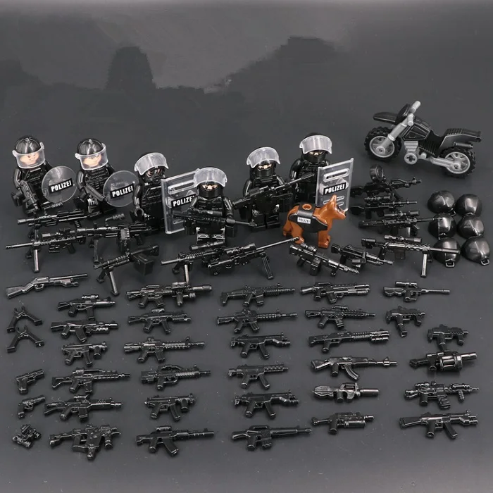 6PCS MOC SWAT полицейские автомобили крейсер катер полицейский собака оригинальные блоки игрушки спецназ полицейские военные оружие Модель аксессуары Мини фигурки - Цвет: 6PCS