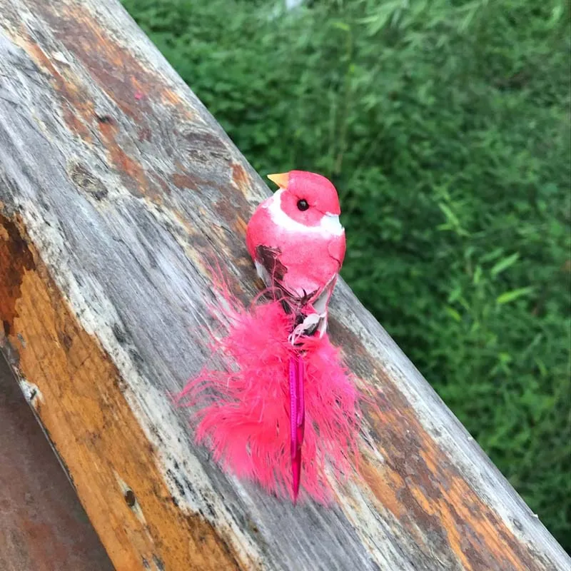 Искусственные поролоновые перья Цветные Птицы с магнитом Декоративные для