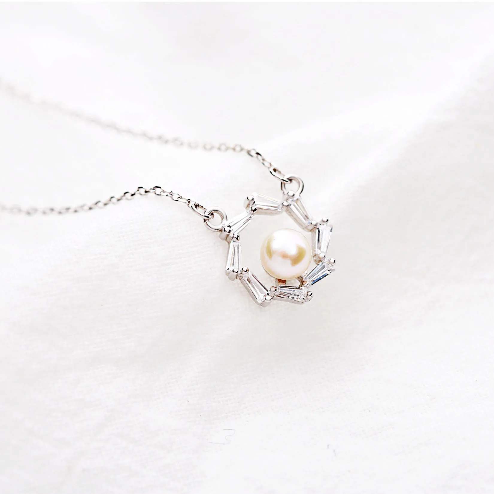Personality Jewelry Creative S925 Sterling Silver Zircon Natural Pearl Sun Flower Set Chain Clavicle Necklace Female Wholesale | Украшения