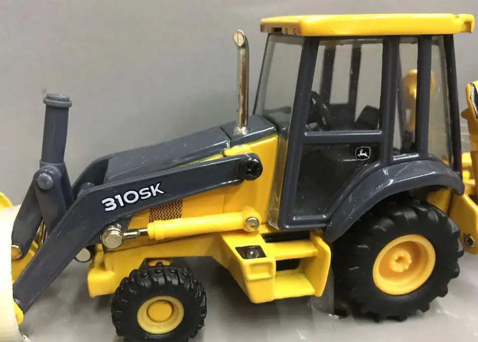 Строительный экскаватор погрузчик ERTL 45456 310SK масштаб 1:50|cars cars|cars moviecar 1:64 |