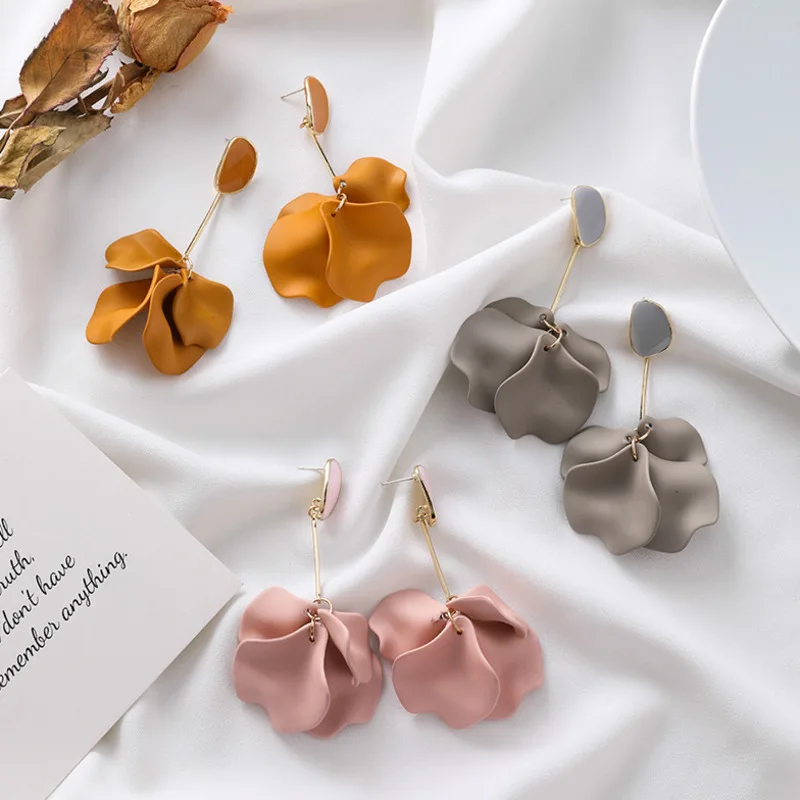 Gold Color Wafer Purple Petal Earrings For Women New Korean Style Elegant Flowers Long Earrings Fashion Party Jewelry Sweet Gift