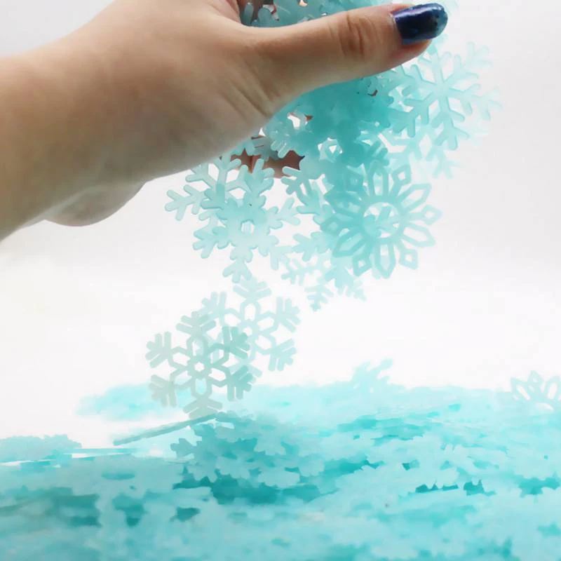 50 шт./компл. год декоративные снежинки для дома светящиеся настенные наклейки для детской комнаты снежинки светящийся в темноте наклейка на зиму