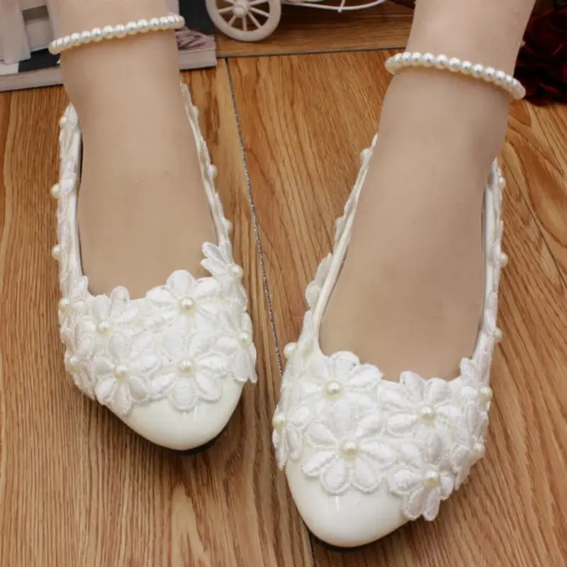 

Plus size 41 42 ivory lace wedding shoes woman HS013 ankle beading elastic straps low heel ivory pearls bridal shoes in stock