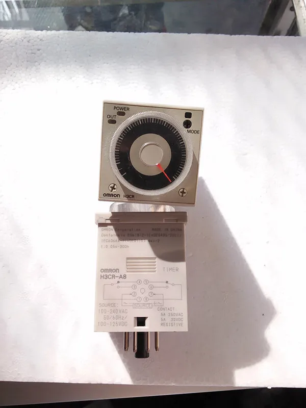 

H3CR-A8 100-240VAC time relay