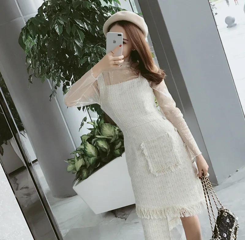 2017 autumn and winter women's high-necked shirt + fringed tweed strap dress two-piece |