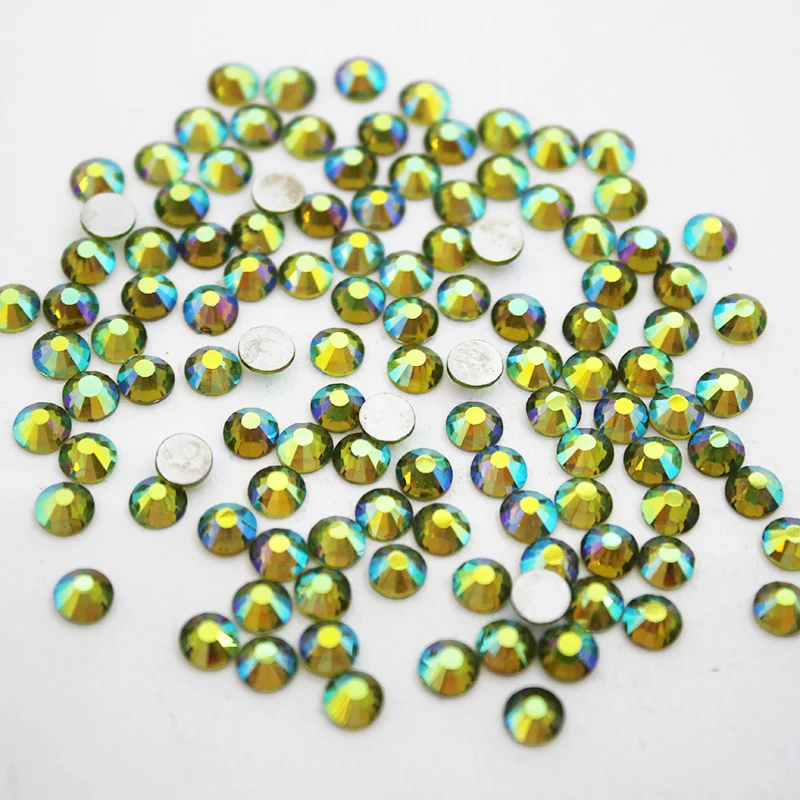 Оливковый AB не исправление хрусталя и искусственного алмаза из горного хрусаля