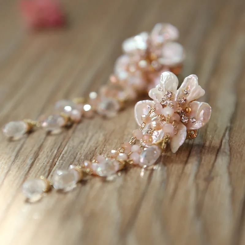 

Natural baroque pearls Seiko handmade flowers in fashion design Crystal tassel earrings earrings