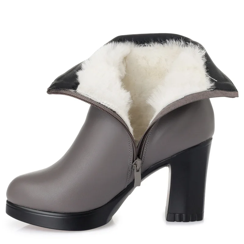 

ZXRYXGS Brand Boots Metal Rhinestone Cow Leather Boots Warm Plush Wool Snow Boots Winter Shoes Thick with High Heels Women Boots