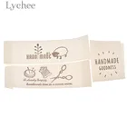 Lychee Life, 50 шт., моющиеся, хлопчатобумажные бирки для одежды ручной работы, ярлыки с тиснением, для рукоделия, этикетки типа флажок, аксессуары для шитья одежды