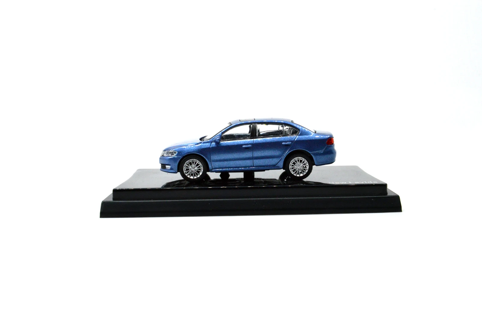 Новинка 1/64 г. VW Lavida Sedan синяя металлическая игрушка под давлением Миниатюрные