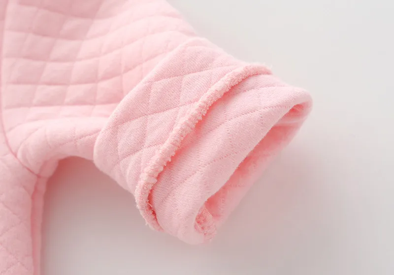 Одежда для новорожденных девочек на осень и зиму Комбинезоны шапки с цветочным