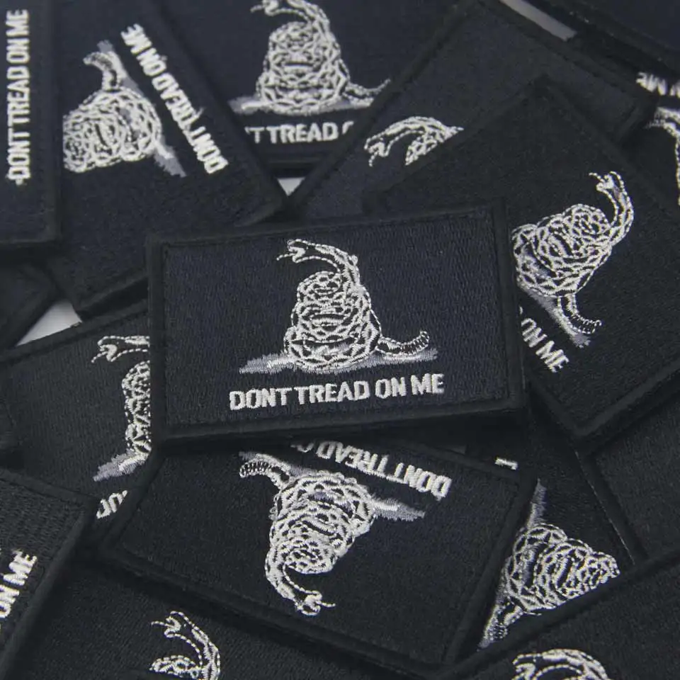 Нашивка Embird вышитая нашивка тактические заплатки змея не наклеивается на меня